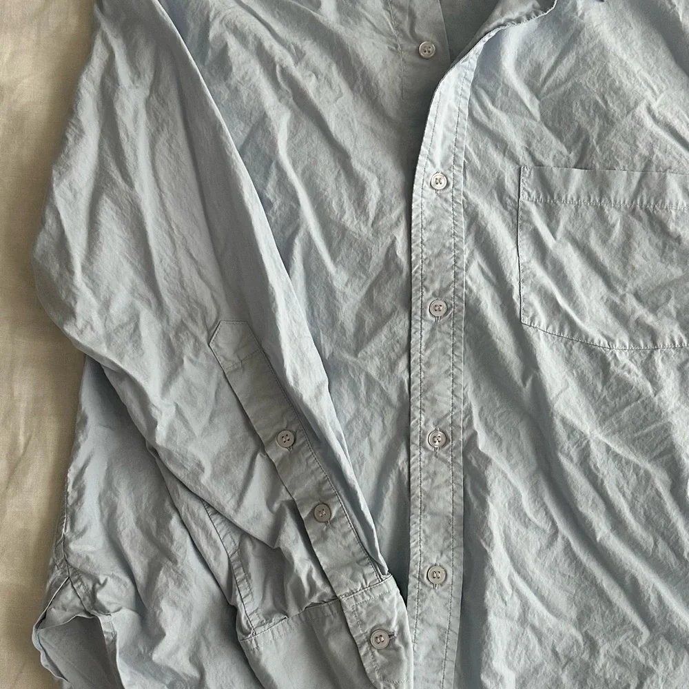 Citizens Of Humanity Light Blue Casual Button Down Shirt - Picture 4 of 6
